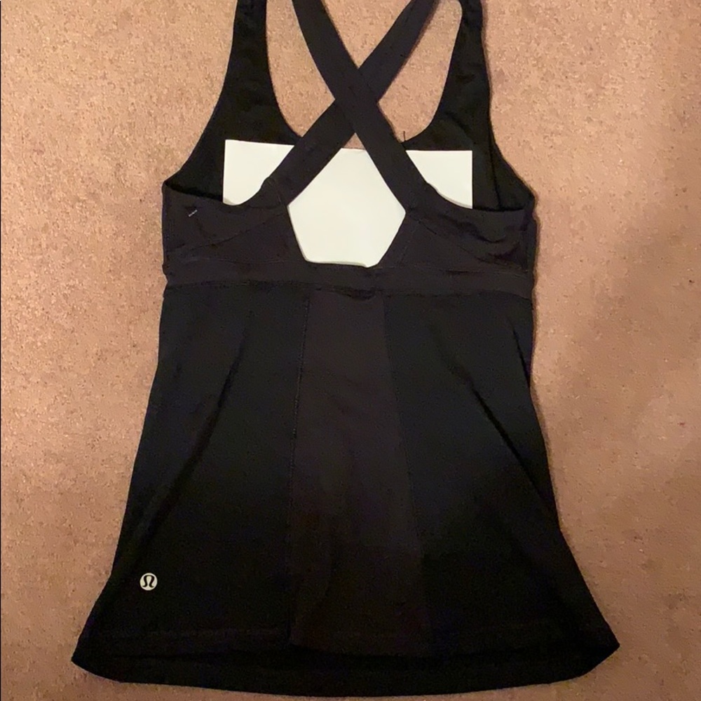 LULULEMON TOP BLACK, SZ 6 FREE SMALL RED LULU BAG - Picture 3 of 9